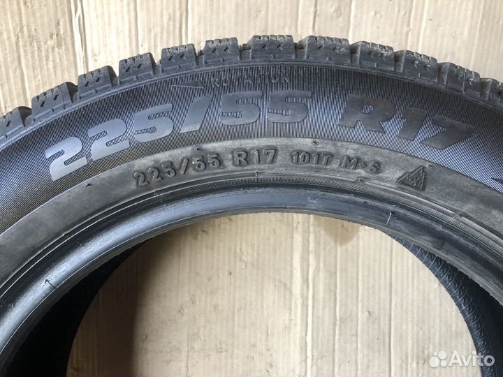 Pirelli Formula Ice 225/55 R17 101T