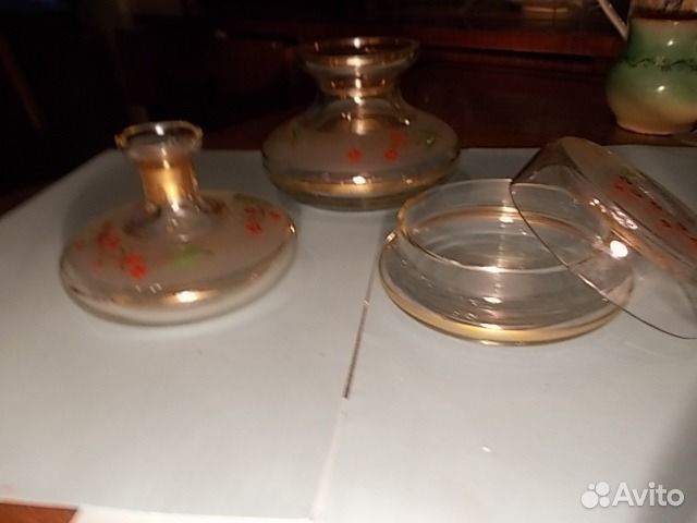 Набор стеклянных шкатулок