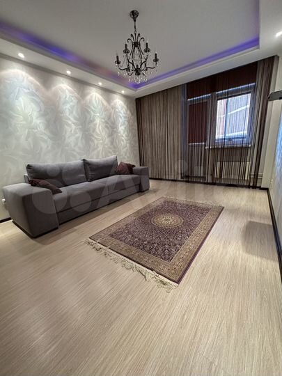 2-к. квартира, 80,9 м², 9/10 эт.