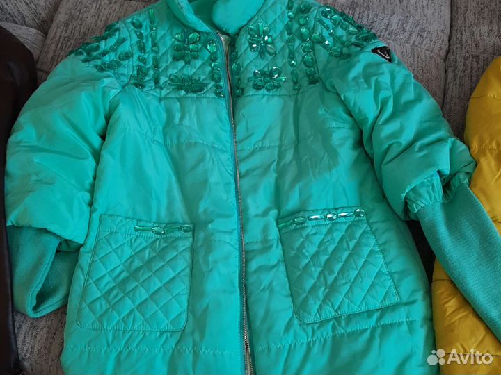 2 пуховика и 2 демисезонные куртки