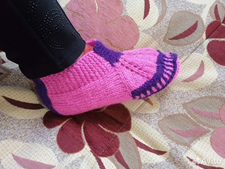 Вязанные тапочки в ассортименте