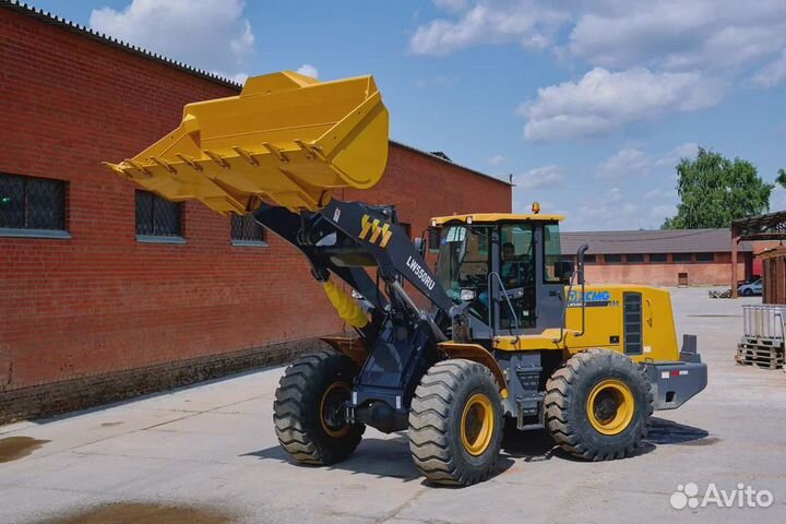 Фронтальный погрузчик XCMG LW550RU, 2023