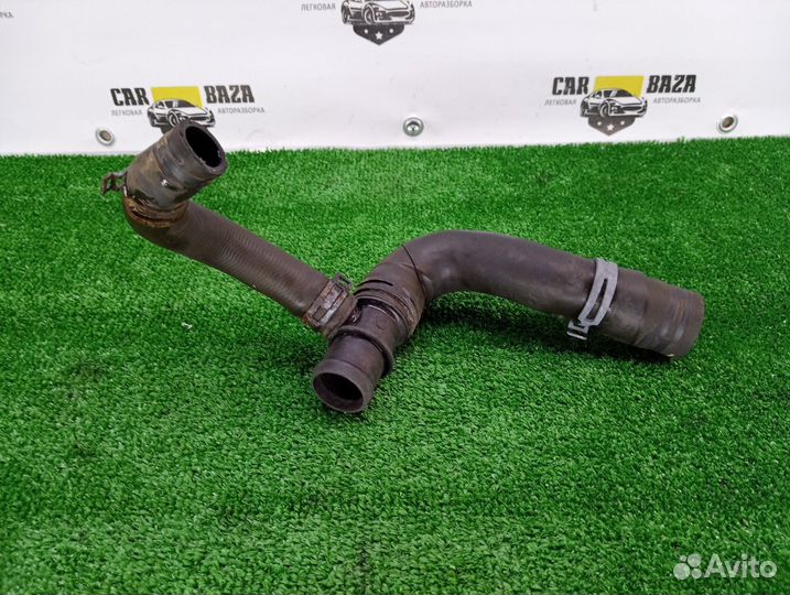 Патрубок радиатора Audi Q3, Volkswagen Tiguan