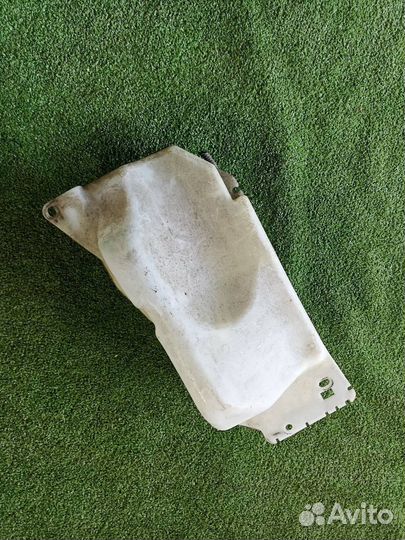 Бачок омывателя Nissan Qashqai J10