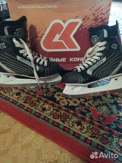 Коньки хоккейные