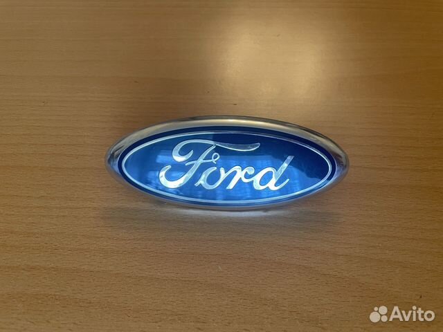 Эмблема багажника Ford Fiesta 5