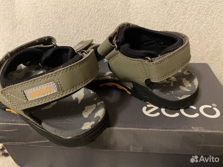 Сандалии ecco 35