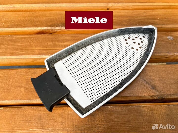 Подошва антипригарная утюга Miele M.-Nr.9720940