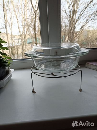 Стеклянная кастрюля