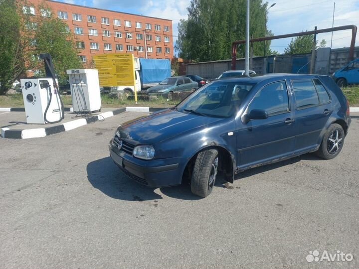 Volkswagen Golf 1.4 МТ, 1998, 327 000 км