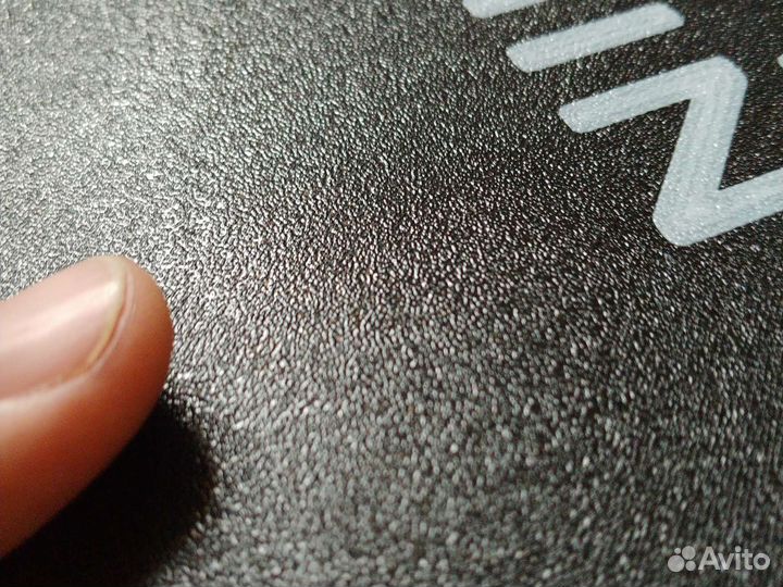 Крышка козырек Garmin Striker 9 sv фиксатор кабеля