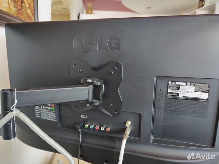 Телевизор бу LG 24 дюйма