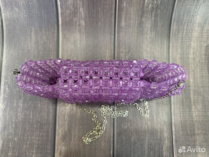 Клатч из акриловых бусин