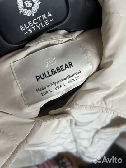 Куртка Pull and bear (есть дефект)