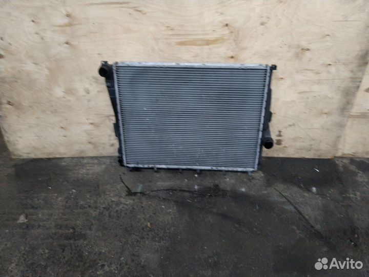Радиатор основной BMW 3-series