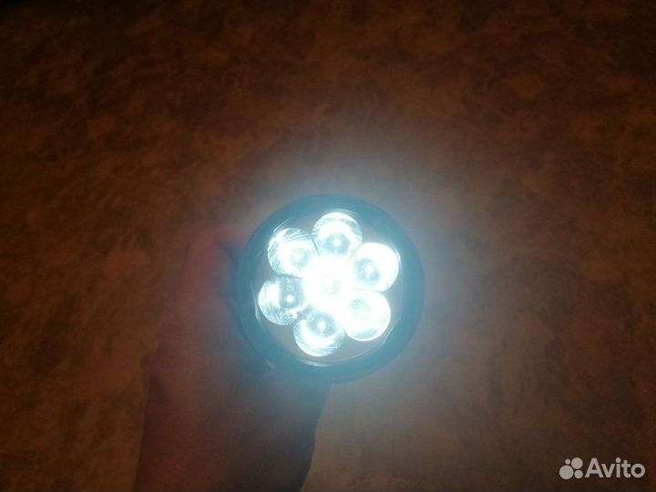 Фонарик (мало держит заряд) перезарядный