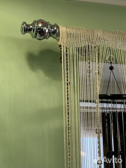 Шторы с бусинками на гардине