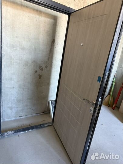 Дверь входная бу