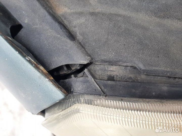 Фара правая Лада Приора 1.6 21126 2011