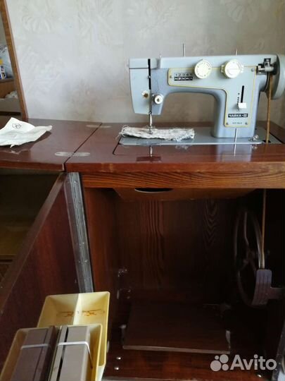 Швейная машина Чайка 3
