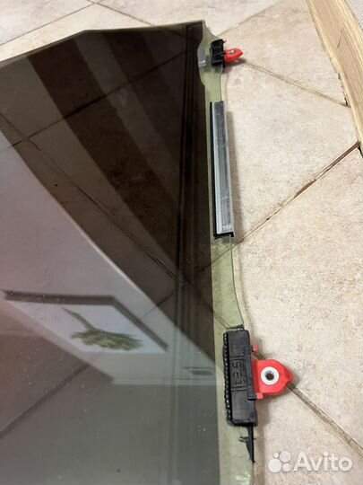 Стекло задней правой двери NX Lexus 2014-2022