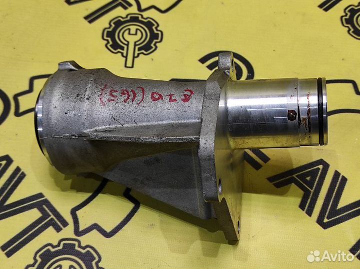 Кронштейн промежуточного вала привода передний