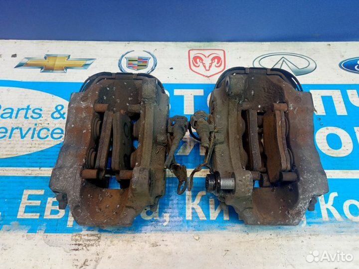 Комплект суппортов Volkswagen Touareg 7L 03-10