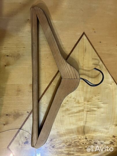 Вешалки плечики деревянные