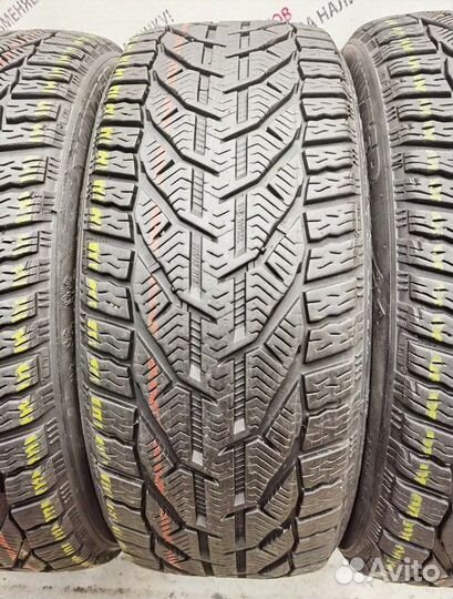 Tigar Winter 215/60 R17 96H