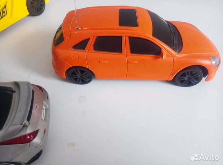 Машинки на пульте управления