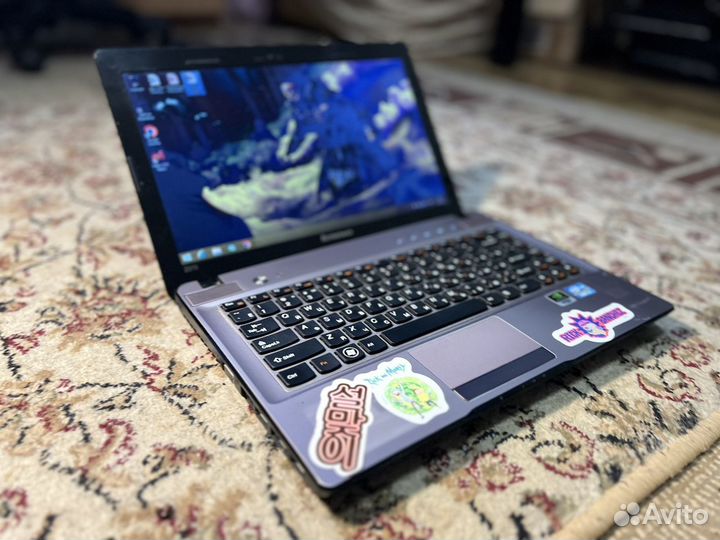 Игровой Ноутбук Lenovo core i3/500гб/GeForce 410m