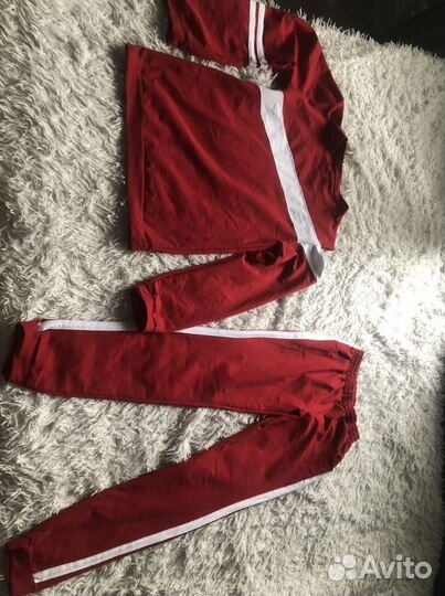 Спортивный костюм