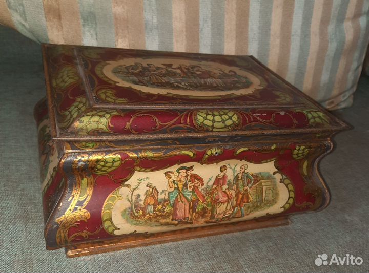 Ящик для конфет старина