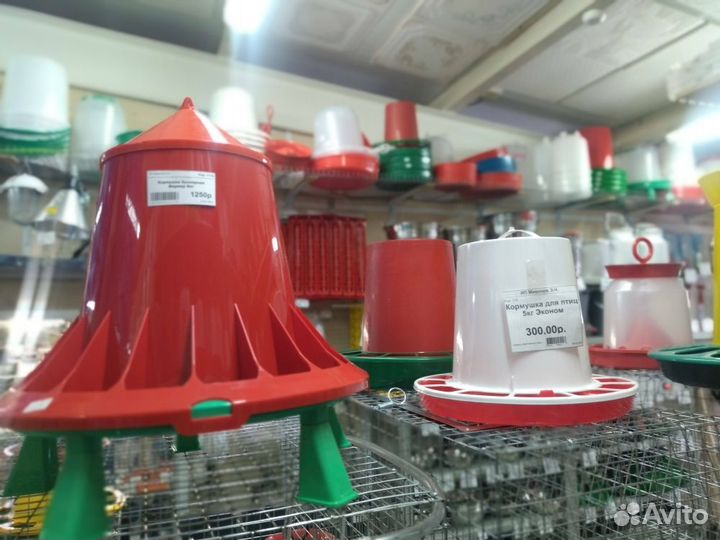 Кормушки для кур,уток и другой птицы