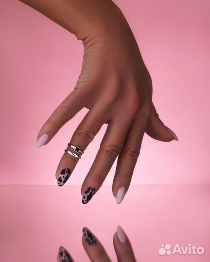 Мастер маникюра и педикюра