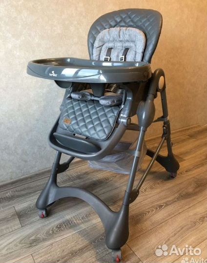 Стульчик для кормления lorelli