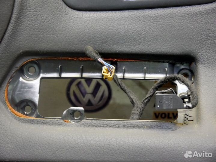 Обшивка двери передней правой Ауди A4 А4 B6 Б6