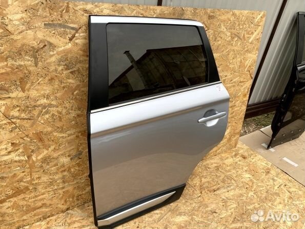 Дверь задняя левая Mitsubishi Outlander 3 GF