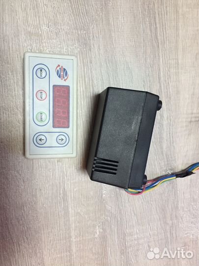 Пуль управления солярия