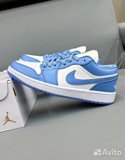 Кроссовки Air Jordan 1 low university blue