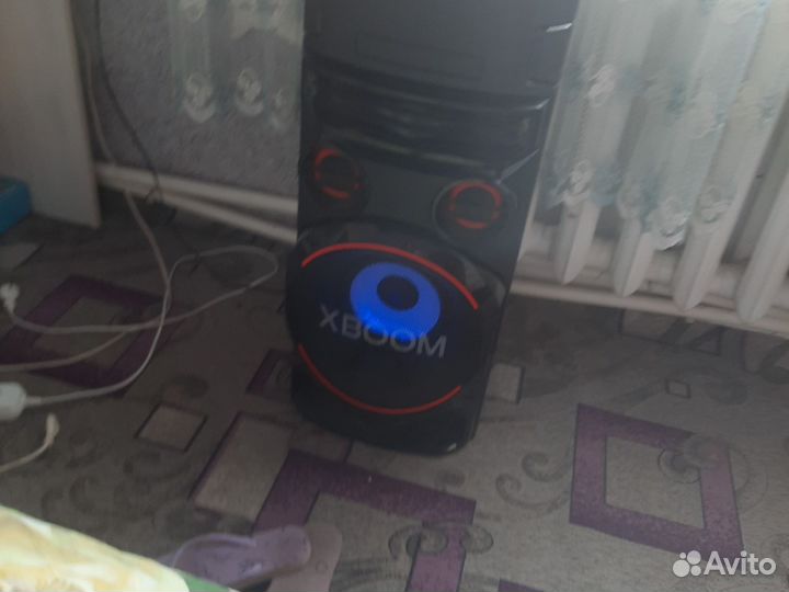 Музыкальная колонка lg