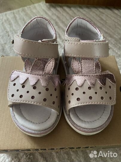 Босоножки для девочки
