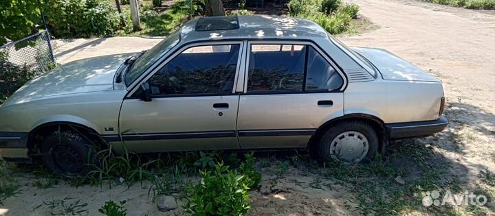 Opel Ascona 1.6 бензин в полный разбор