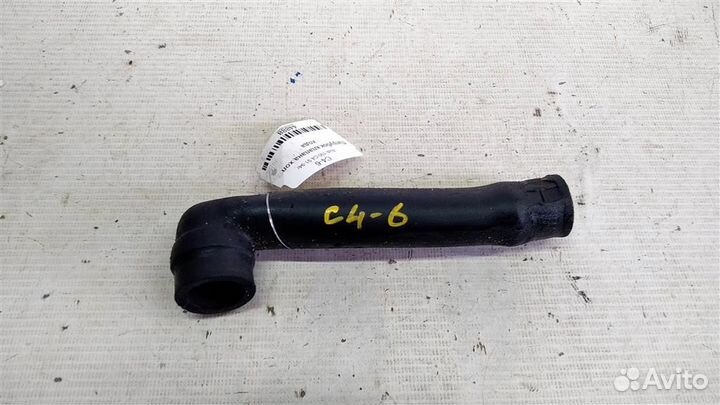 Патрубок клапана холостого хода Audi 100 C4 91-94г