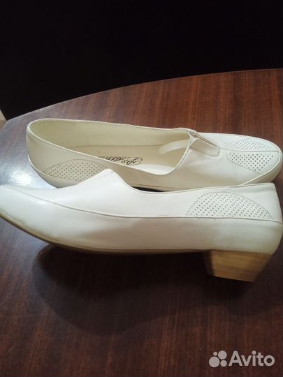 Туфли женские 37 размер новые