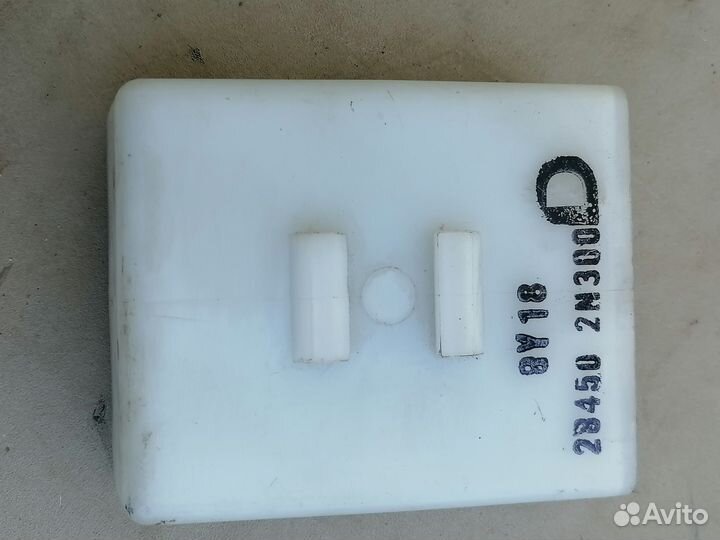 Блок управлен.центр.замком Nissan Almera N15