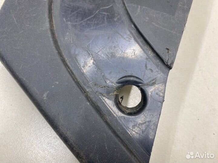 Заглушка бампера передняя правая Лада Веста