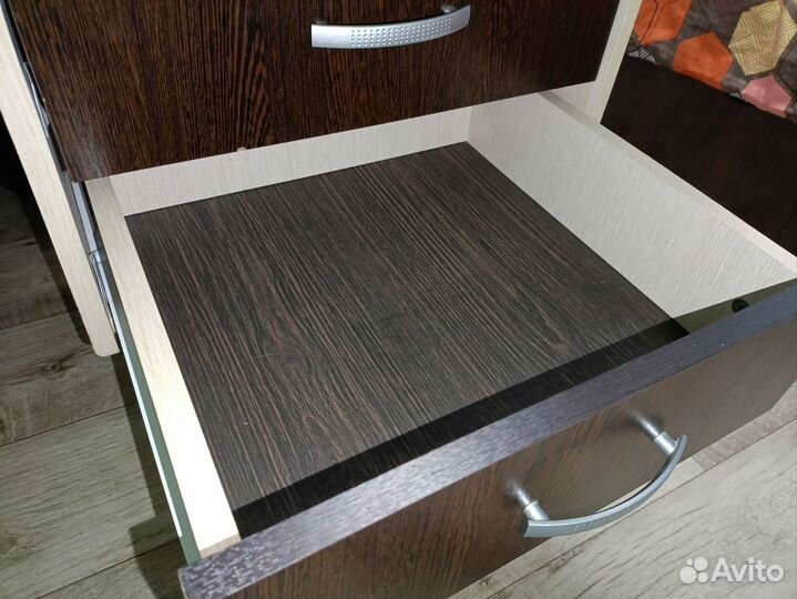 Компьютерный стол 120 на 60 с ящиками