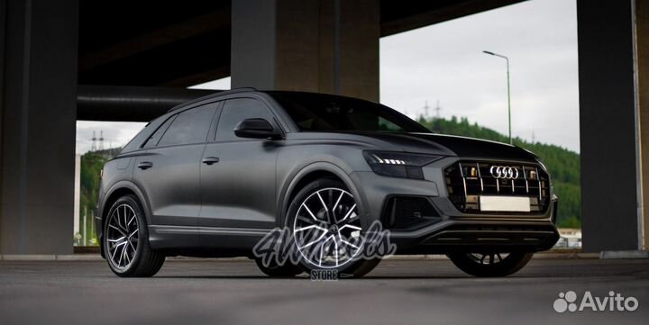 Кованые диски Audi Q8 R22