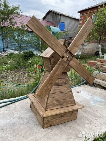 Мельница декоративная